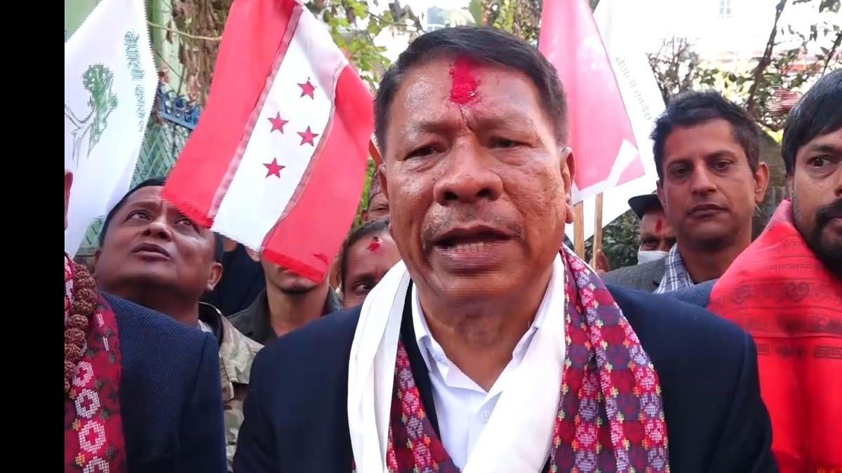 सामुदायिक र निजी विद्यालयको शिक्षाको गुणस्तरमा समानता ल्याउँछु : नेता सिंह